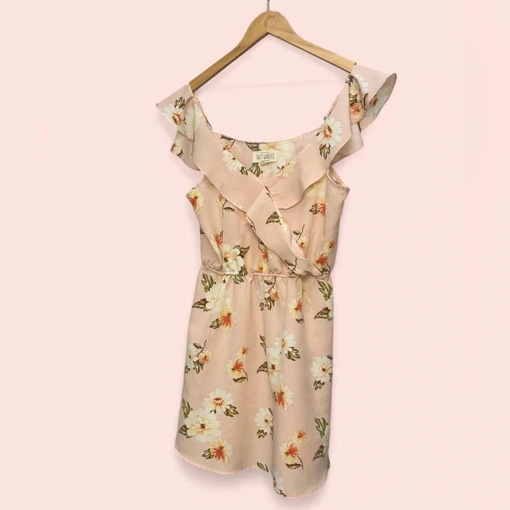 Sweet Wanderer Soft Blush Pink Floral Ruffle Cold Shoulder Mini Dress Large - Picture 2 of 9